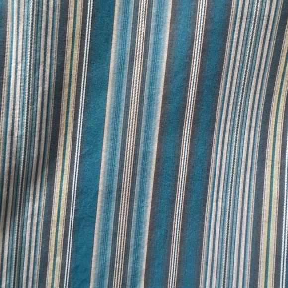 INC button down size M - Picture 2 of 4